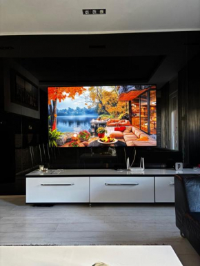 LA Apartment